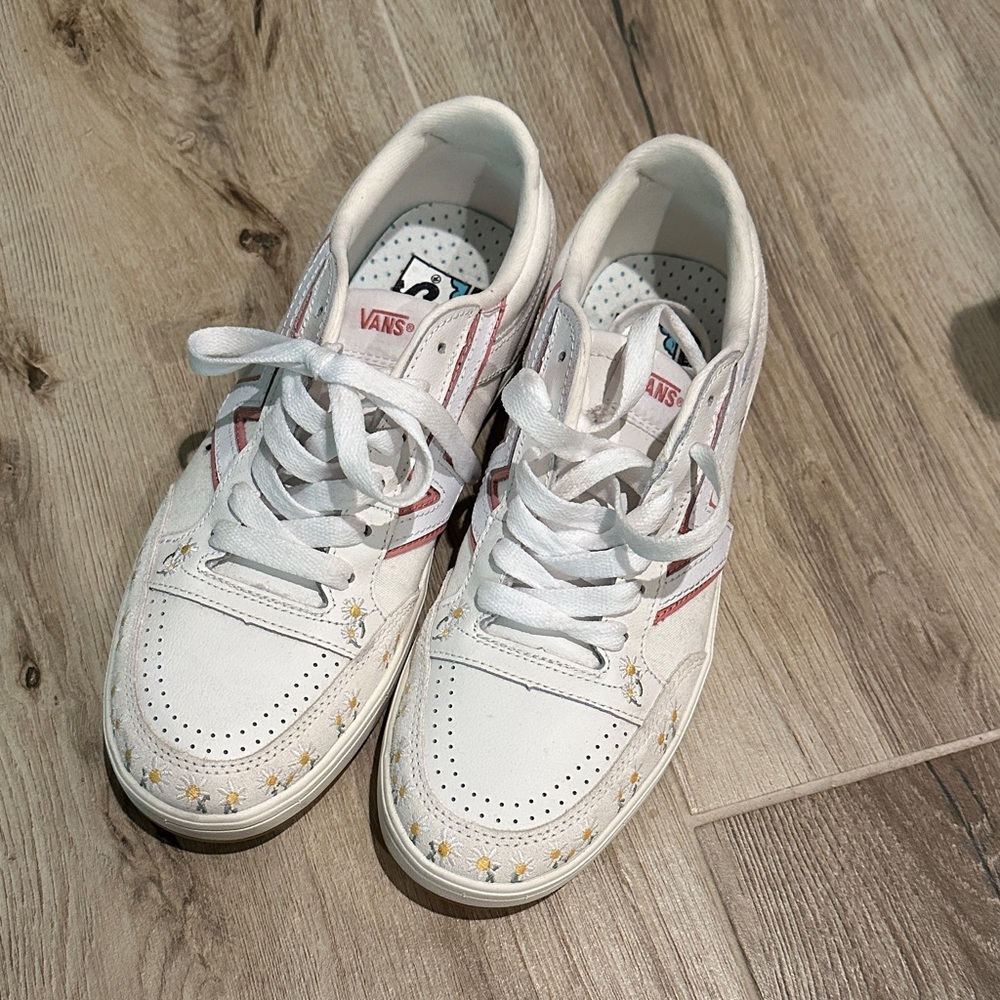 Vans Women’s White Sneakers with Yellow Embroidered Floral Details